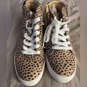 Leopard Univesal Thread zip up high tops! Never worn!